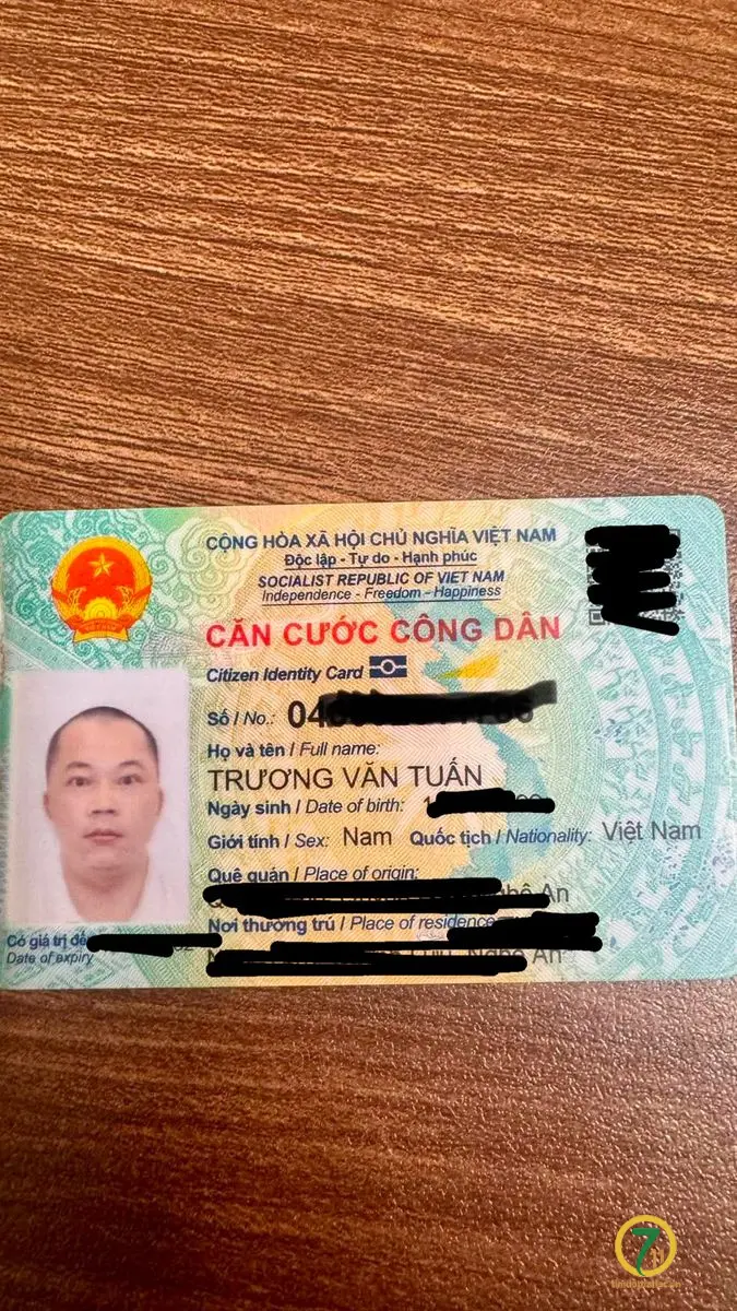 Rơi ví Hà Nội tên Trương Văn Tuấn